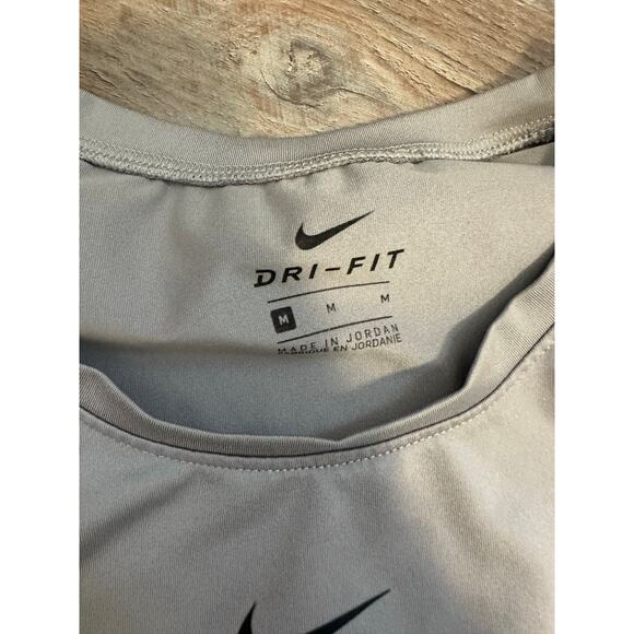 Nike Roshe Pull string Tank in gray sz M - Picture 3 of 6